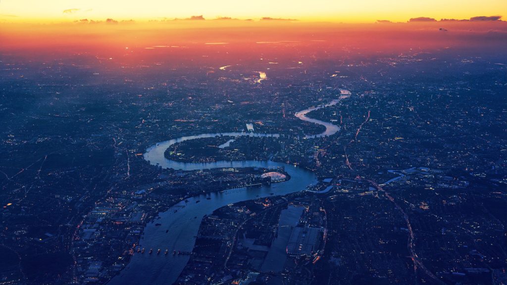 puesta de sol sobre londres